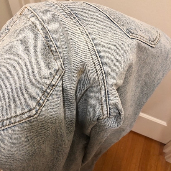 Pacsun 90’s Distressed/Ripped Light Washed Blue Boyfriend Jeans - Picture 8 of 8